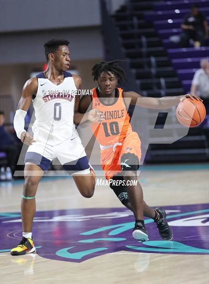 Thumbnail 1 in Stranahan vs. Seminole (City of Palms Classic) photogallery.