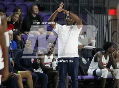 Thumbnail 2 in Stranahan vs. Seminole (City of Palms Classic) photogallery.