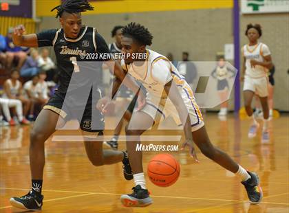Thumbnail 1 in Bonnabel @ Thibodaux photogallery.