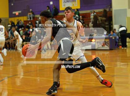 Thumbnail 2 in Bonnabel @ Thibodaux photogallery.
