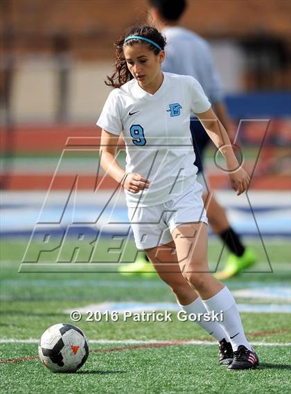 Thumbnail 3 in York @ Downers Grove South photogallery.