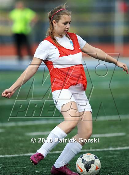 Thumbnail 3 in York @ Downers Grove South photogallery.