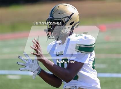 Thumbnail 1 in Longwood @ Sachem North photogallery.