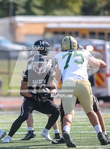 Thumbnail 2 in Longwood @ Sachem North photogallery.