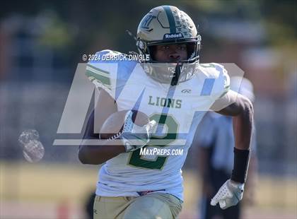 Thumbnail 3 in Longwood @ Sachem North photogallery.