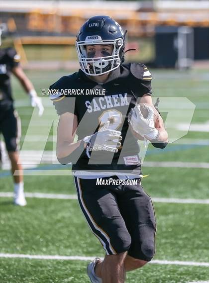 Thumbnail 1 in Longwood @ Sachem North photogallery.
