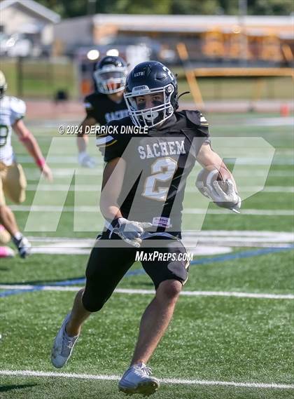 Thumbnail 1 in Longwood @ Sachem North photogallery.