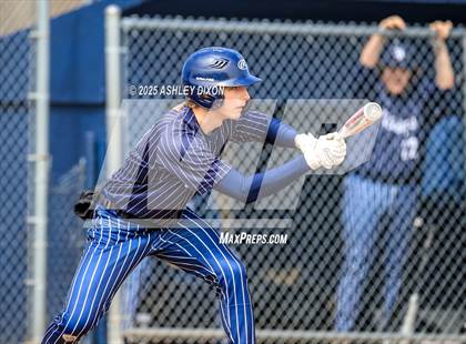 Thumbnail 2 in Armada @ Marysville photogallery.