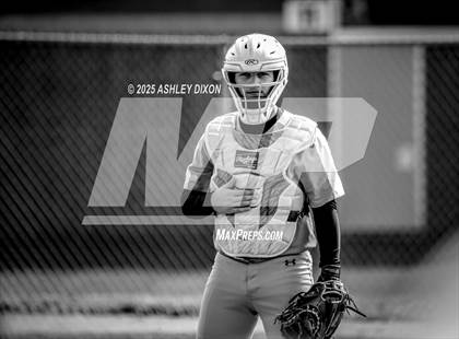 Thumbnail 3 in Armada @ Marysville photogallery.