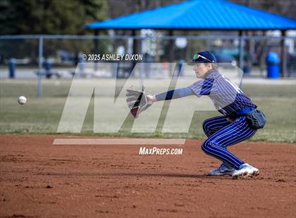 Thumbnail 1 in Armada @ Marysville photogallery.