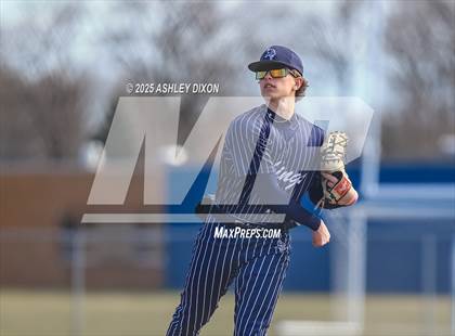 Thumbnail 1 in Armada @ Marysville photogallery.