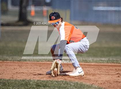 Thumbnail 2 in Armada @ Marysville photogallery.