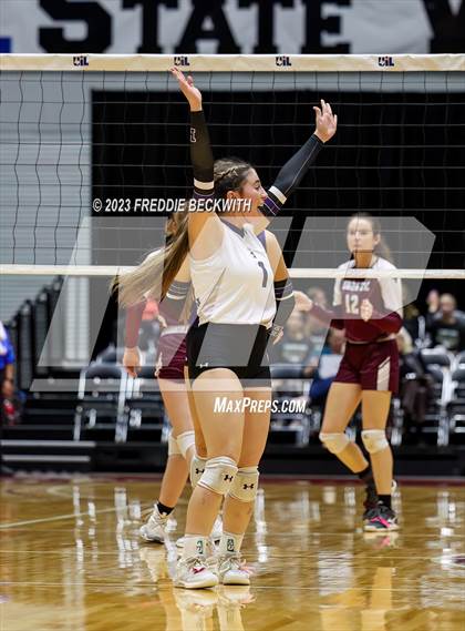 Thumbnail 3 in Harrold vs. Bronte (UIL 1A Volleyball Semi-Final) photogallery.