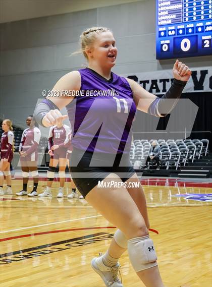 Thumbnail 2 in Harrold vs. Bronte (UIL 1A Volleyball Semi-Final) photogallery.