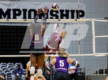 Thumbnail 3 in Harrold vs. Bronte (UIL 1A Volleyball Semi-Final) photogallery.
