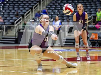 Thumbnail 2 in Harrold vs. Bronte (UIL 1A Volleyball Semi-Final) photogallery.