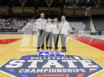Thumbnail 1 in Harrold vs. Bronte (UIL 1A Volleyball Semi-Final) photogallery.