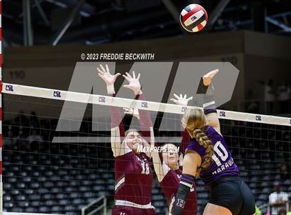 Thumbnail 1 in Harrold vs. Bronte (UIL 1A Volleyball Semi-Final) photogallery.