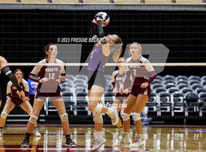 Thumbnail 1 in Harrold vs. Bronte (UIL 1A Volleyball Semi-Final) photogallery.