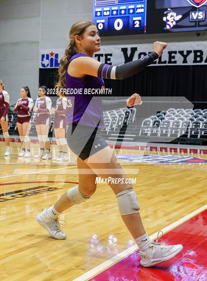 Thumbnail 3 in Harrold vs. Bronte (UIL 1A Volleyball Semi-Final) photogallery.
