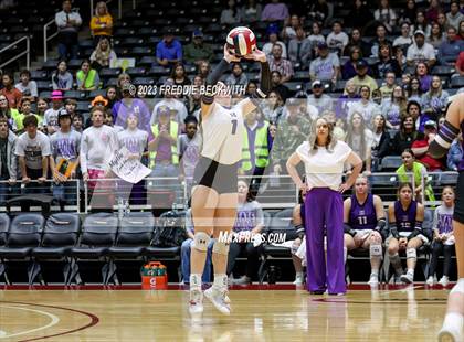 Thumbnail 1 in Harrold vs. Bronte (UIL 1A Volleyball Semi-Final) photogallery.