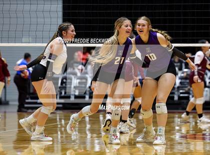 Thumbnail 3 in Harrold vs. Bronte (UIL 1A Volleyball Semi-Final) photogallery.