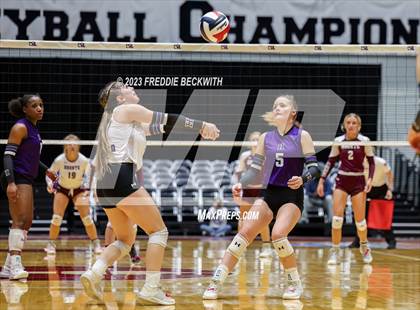 Thumbnail 1 in Harrold vs. Bronte (UIL 1A Volleyball Semi-Final) photogallery.