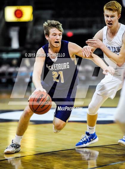 Thumbnail 1 in Wickenburg vs. Valley Christian (AIA 3A Quarterfinals) photogallery.