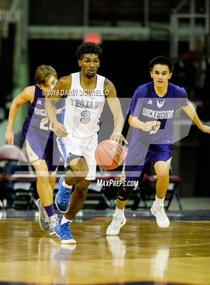 Thumbnail 3 in Wickenburg vs. Valley Christian (AIA 3A Quarterfinals) photogallery.