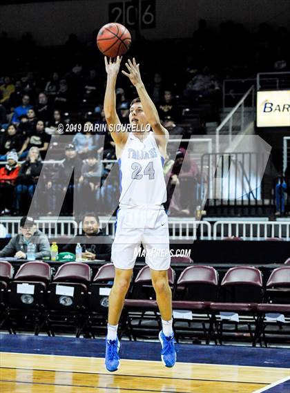 Thumbnail 1 in Wickenburg vs. Valley Christian (AIA 3A Quarterfinals) photogallery.