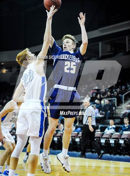 Thumbnail 2 in Wickenburg vs. Valley Christian (AIA 3A Quarterfinals) photogallery.