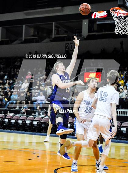 Thumbnail 3 in Wickenburg vs. Valley Christian (AIA 3A Quarterfinals) photogallery.