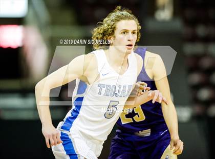 Thumbnail 2 in Wickenburg vs. Valley Christian (AIA 3A Quarterfinals) photogallery.