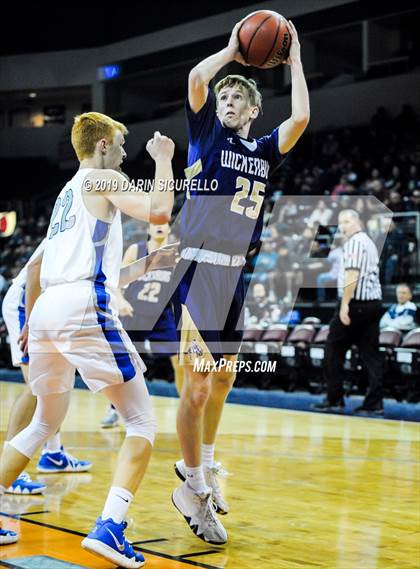 Thumbnail 3 in Wickenburg vs. Valley Christian (AIA 3A Quarterfinals) photogallery.