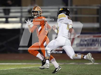 Thumbnail 3 in Half Moon Bay vs. Terra Nova (CIF CCS Open D3 Final) photogallery.