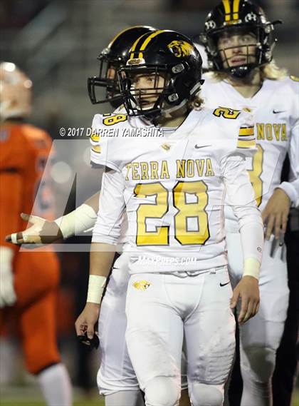 Thumbnail 3 in Half Moon Bay vs. Terra Nova (CIF CCS Open D3 Final) photogallery.
