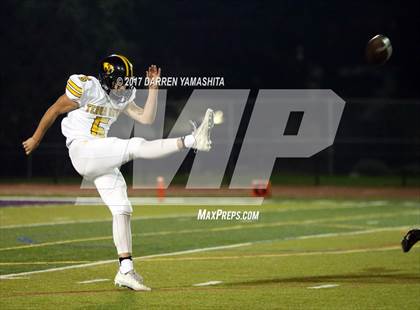 Thumbnail 3 in Half Moon Bay vs. Terra Nova (CIF CCS Open D3 Final) photogallery.