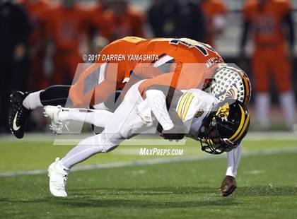 Thumbnail 3 in Half Moon Bay vs. Terra Nova (CIF CCS Open D3 Final) photogallery.