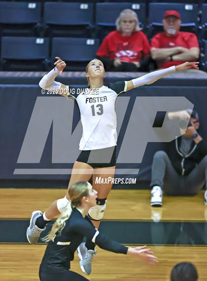 Thumbnail 1 in Foster vs. Stratford (UIL 6A D2 Girls Volleyball  Area) photogallery.