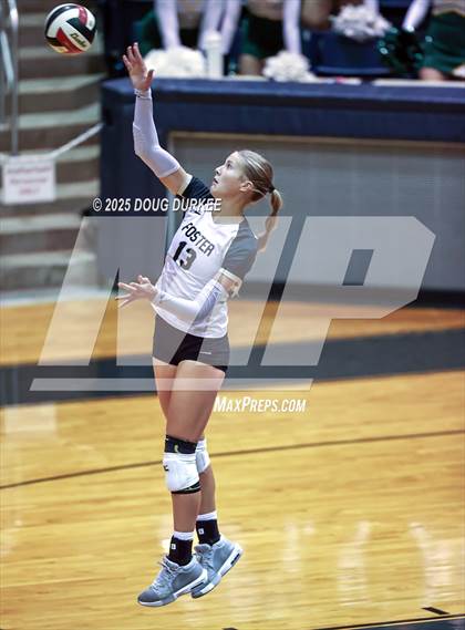 Thumbnail 3 in Foster vs. Stratford (UIL Volleyball 6A D2 Area) photogallery.