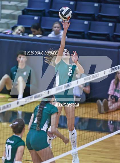 Thumbnail 3 in Foster vs. Stratford (UIL 6A D2 Girls Volleyball  Area) photogallery.