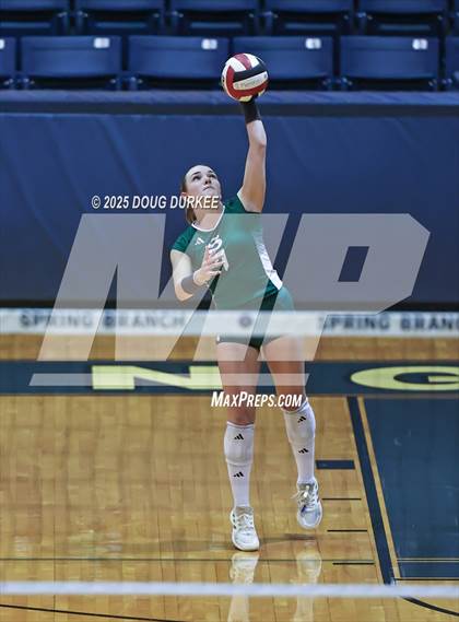 Thumbnail 1 in Foster vs. Stratford (UIL 6A D2 Girls Volleyball  Area) photogallery.