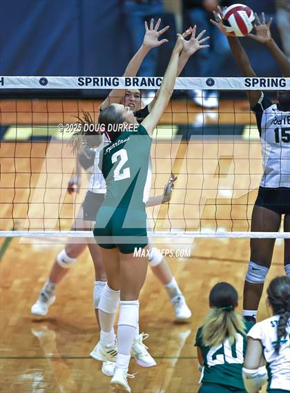 Thumbnail 2 in Foster vs. Stratford (UIL 6A D2 Girls Volleyball  Area) photogallery.