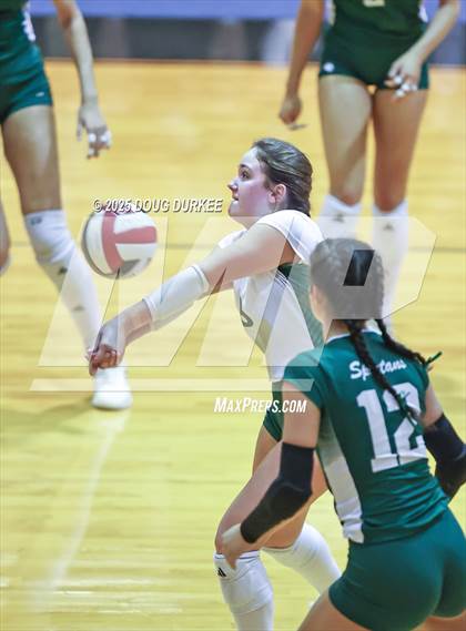 Thumbnail 1 in Foster vs. Stratford (UIL Volleyball 6A D2 Area) photogallery.
