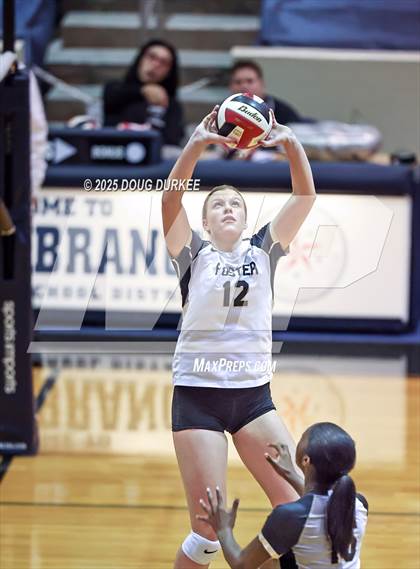 Thumbnail 1 in Foster vs. Stratford (UIL Volleyball 6A D2 Area) photogallery.