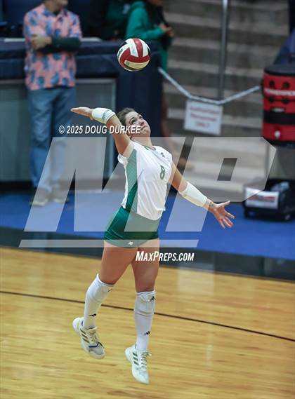Thumbnail 2 in Foster vs. Stratford (UIL Volleyball 6A D2 Area) photogallery.