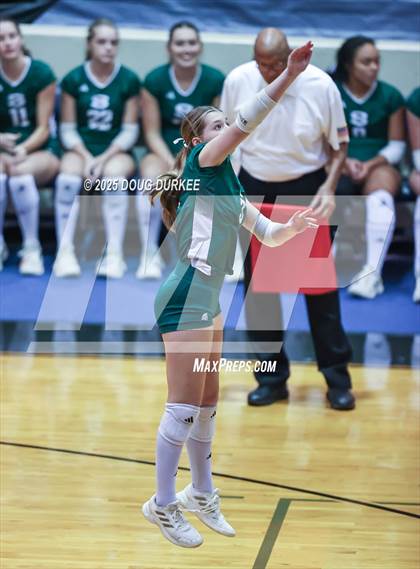 Thumbnail 3 in Foster vs. Stratford (UIL Volleyball 6A D2 Area) photogallery.