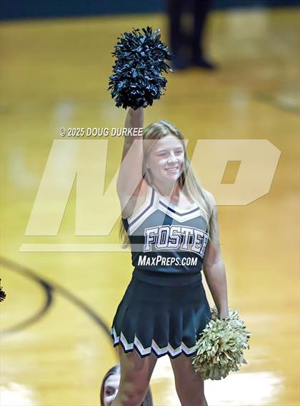 Thumbnail 1 in Foster vs. Stratford (UIL 6A D2 Girls Volleyball  Area) photogallery.