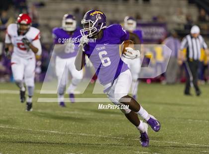 Thumbnail 3 in Nation Ford @ Northwestern photogallery.