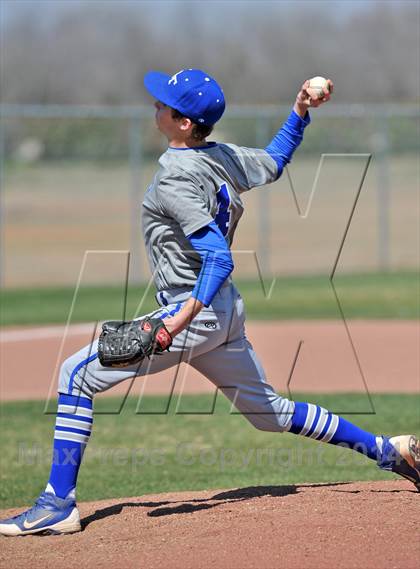Thumbnail 1 in Sanger vs. Gunter (Gunter/Pilot Point Classic) photogallery.